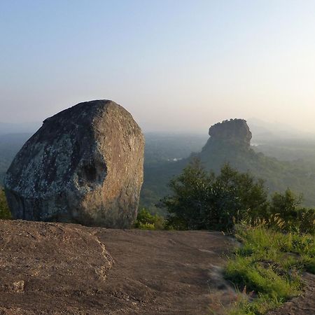 Kassapa Home Stay Sigiriya Exterior photo